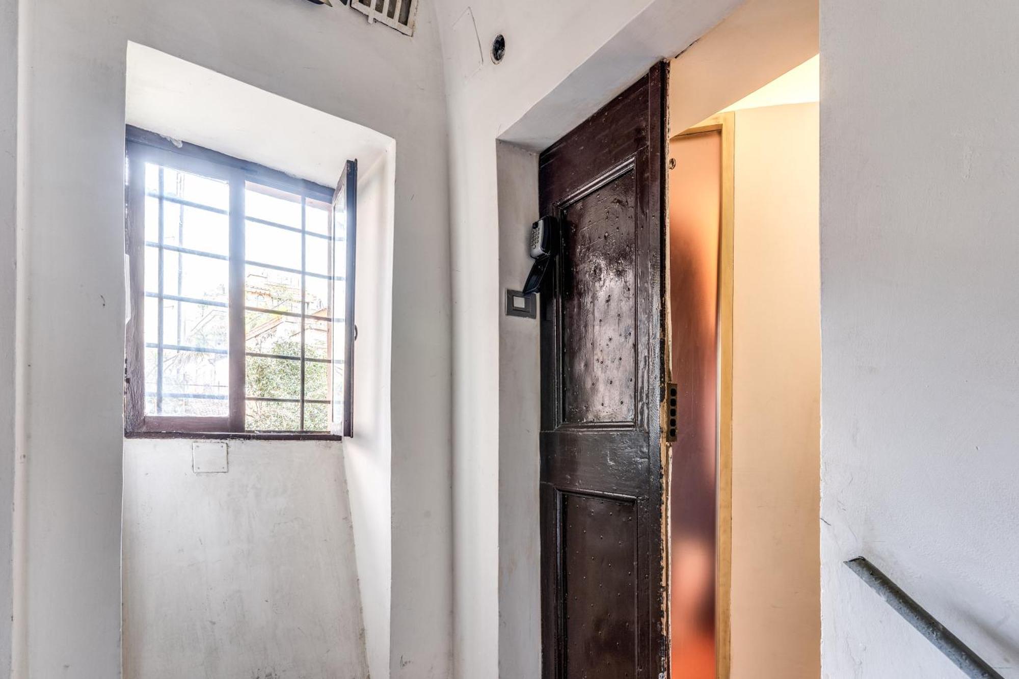 Suite San Calisto Trastevere - Rome Historical Center Cir 25486 ภายนอก รูปภาพ